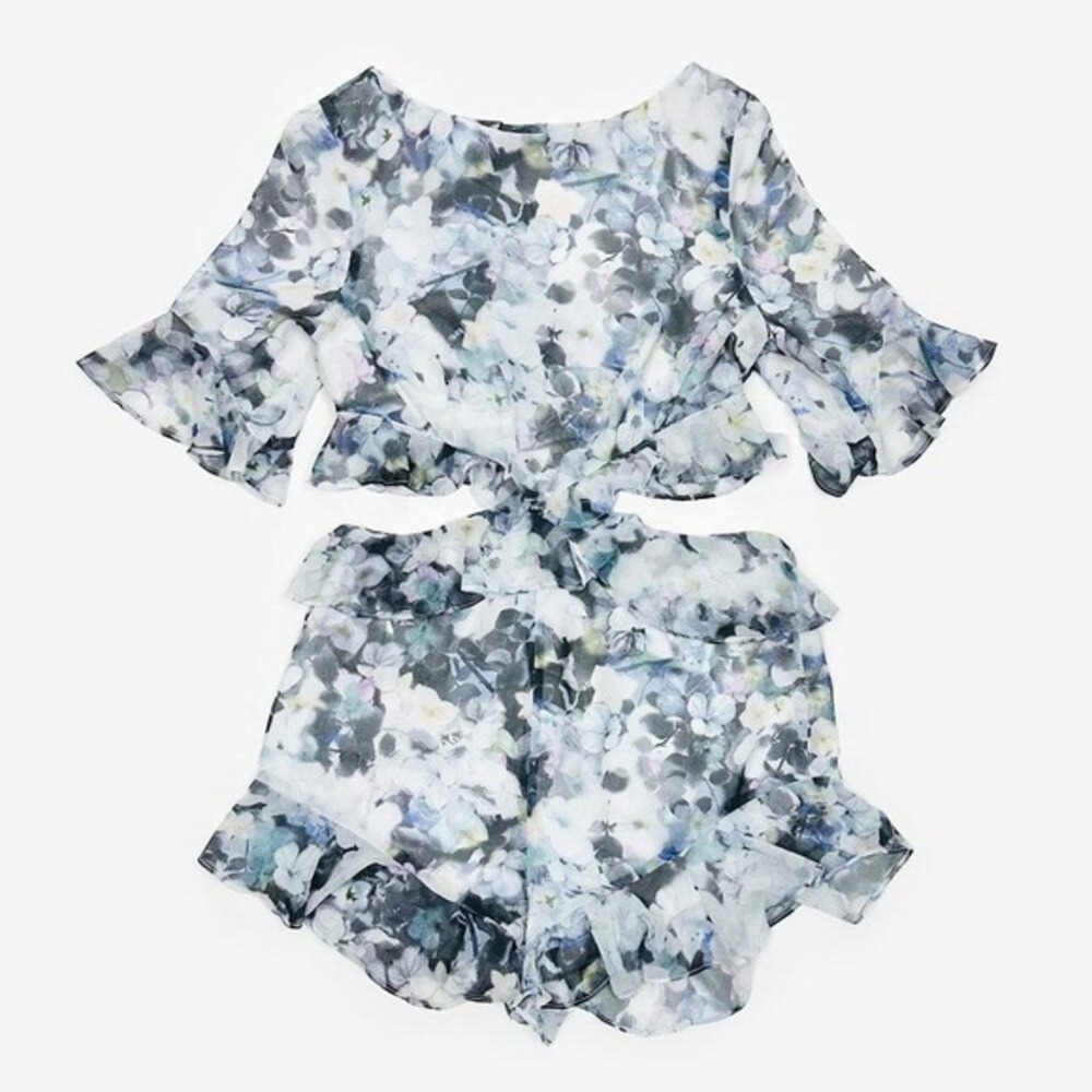 Fame & Partners Lyndsey Romper Size 2 Secret Garden Floral Playsuit Summer